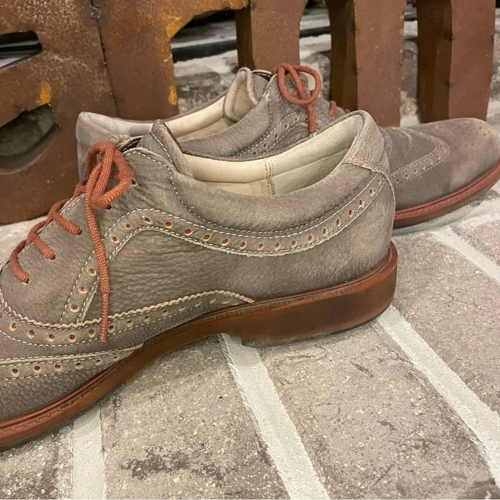 ECCO Men's Taupe Wingtip Tour Hybrid Golf Shoes Size 10.5